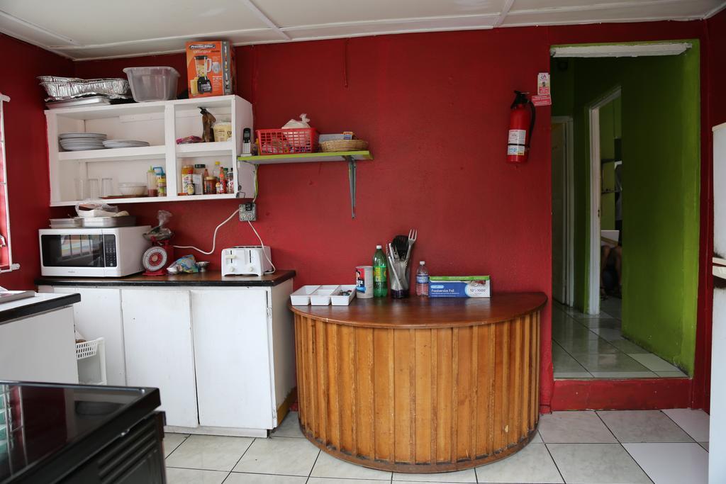 Reggae Hostel Kingston Exterior photo